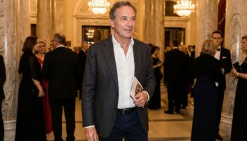 The Art of Dressing Well for the Theatre, Opera, or a Live Performance